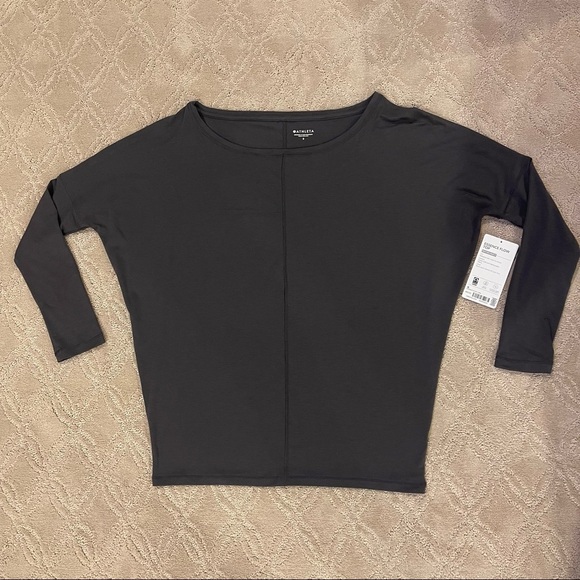 Athleta Essence Flow Top - Picture 2 of 5